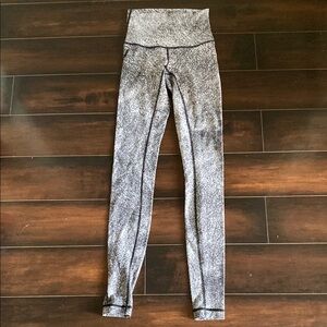 Lululemon Wunder Under Black & Gray Speckled High-Waisted Leggings